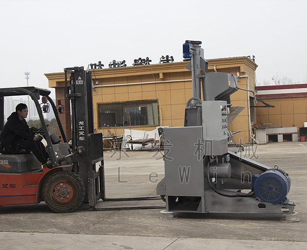 220V四級螺旋條排榨油機