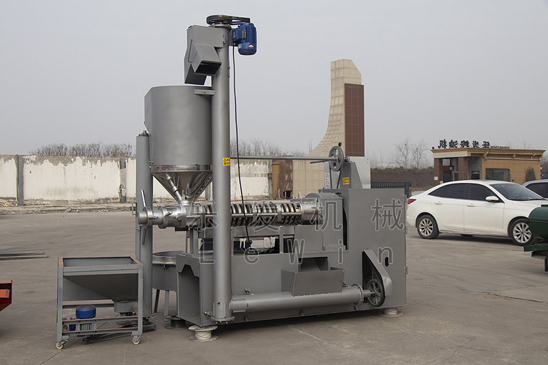 230V四級螺旋條排榨油機