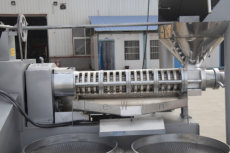 230V四級螺旋條排榨油機